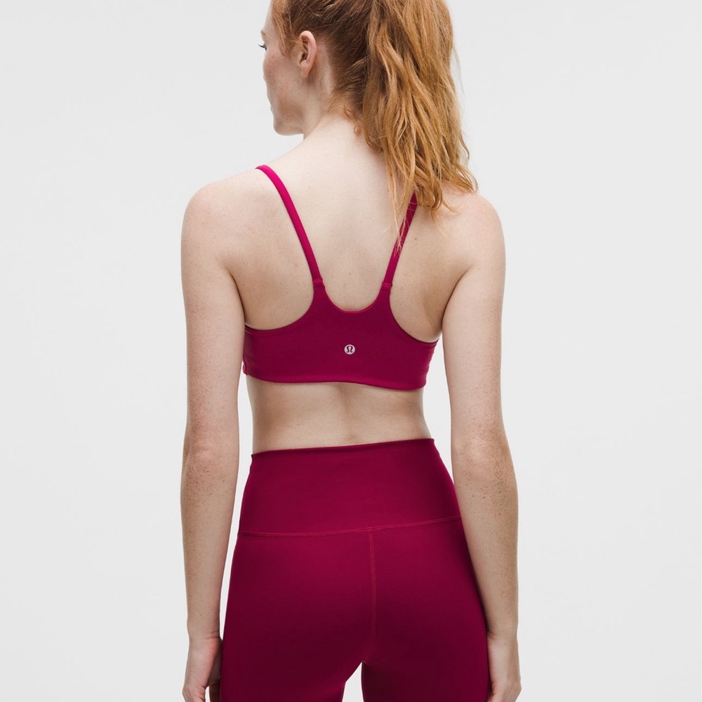 Like new Lululemon Wunder Train Strappy Sports Bra size 10 - Picture 2 of 8